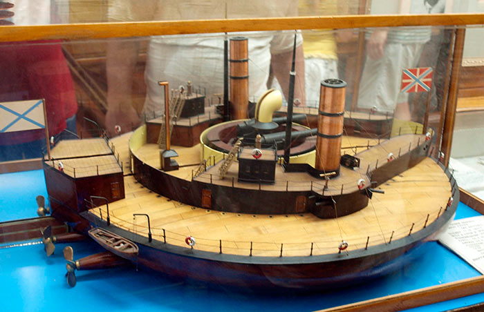 Модель 'поповки' на которой хорошо видно устройство корабля