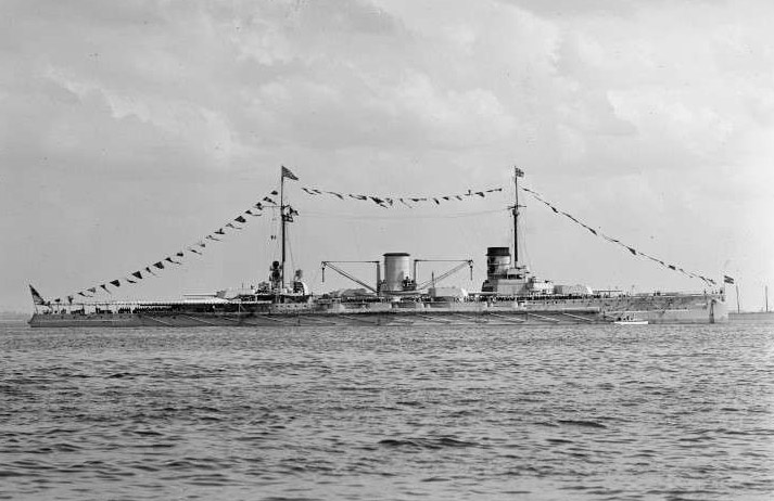 Линейные крейсеры «Мольтке» и «Гебен»