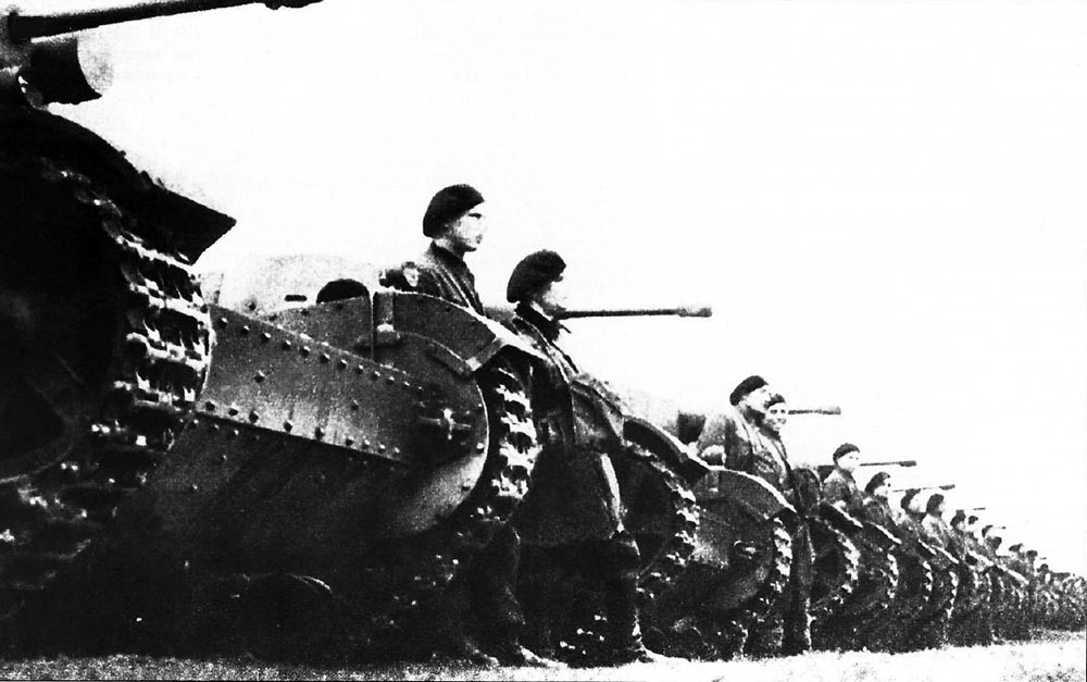 танковая-рота-на-7ТР
