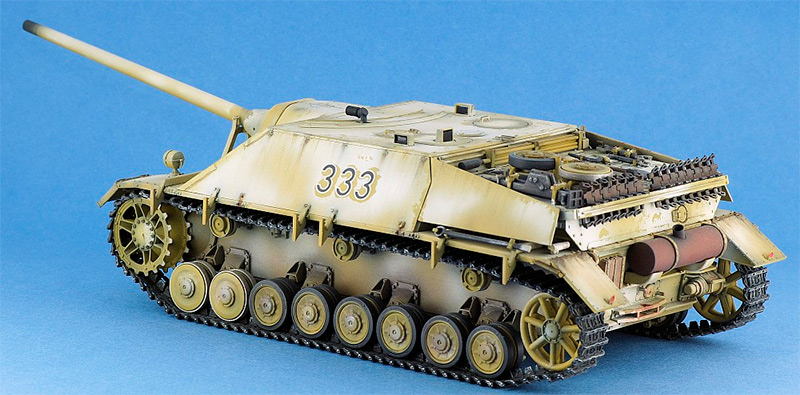 Немецкий истребитель танков Jagdpanzer IV, вид сзади (модель)