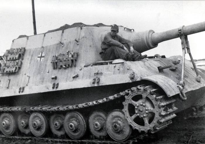 Истребитель танков 'Ягдтигр' 