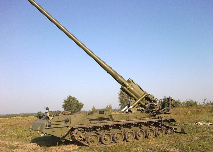 САУ 2С7 «Пион» (2С7М «Малка») - 203-мм самоходная пушка
