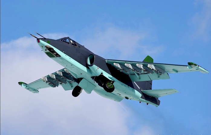 СУ-25 'Грач' бронированный дозвуковой штурмовик