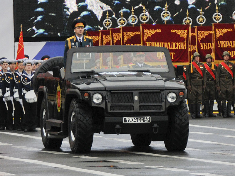 ГАЗ-СП46 на военном параде в Санкт-Петербурге.