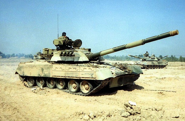 Танк Т-80УД 