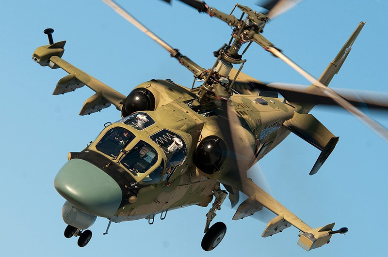 Ка-52 'Аллигатор' - ударный вертолет