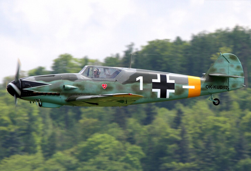 Мессершмитт Bf 109 (Ме-109) - немецкий истребитель Второй мировой войны