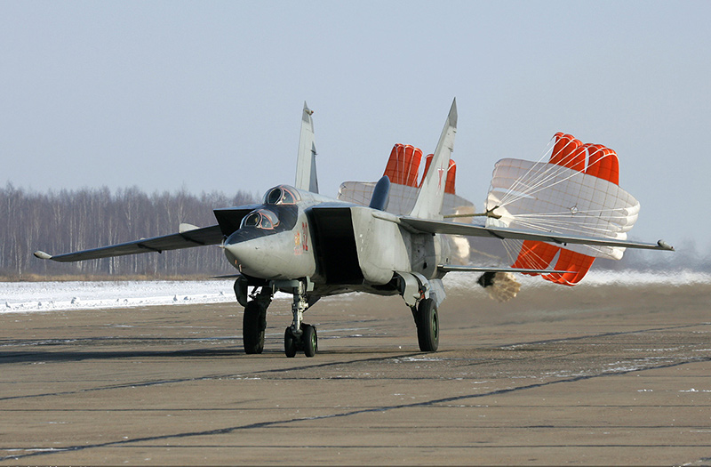 МиГ-25РУ