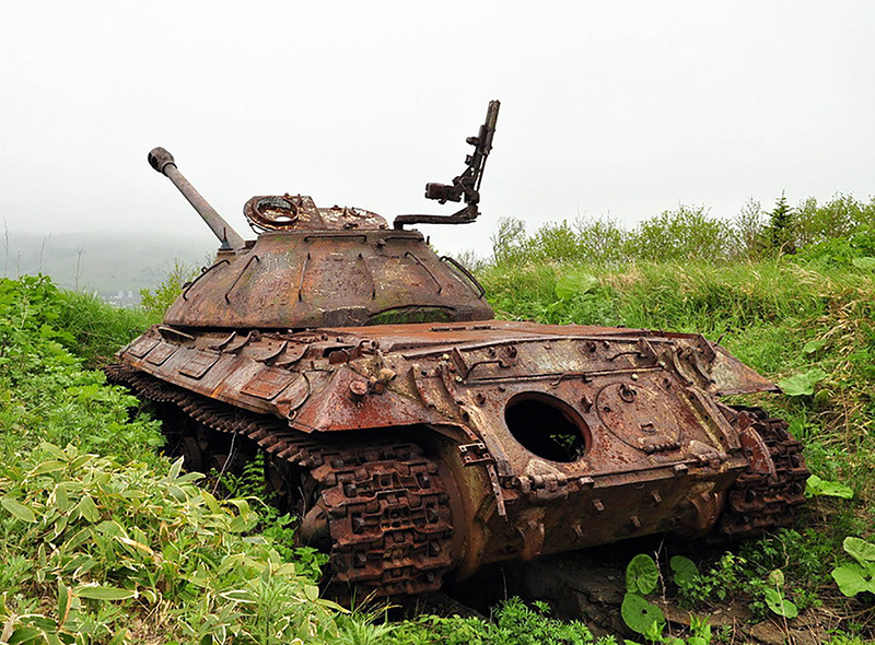 Танк ИС-3 на острове Шикотан. Курилы, мыс «Край света»