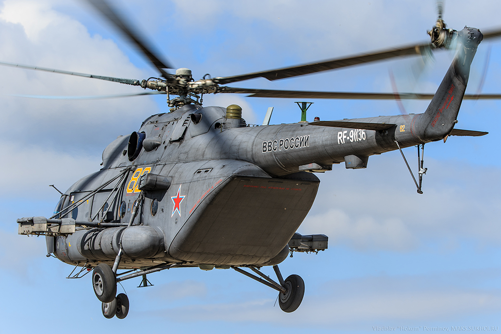 Ми-8 - многоцелевой вертолет