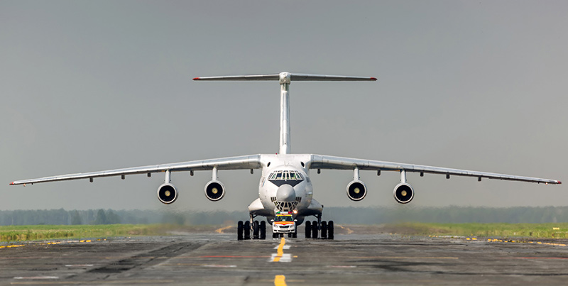 Ил-76 - военно-транспортный самолёт