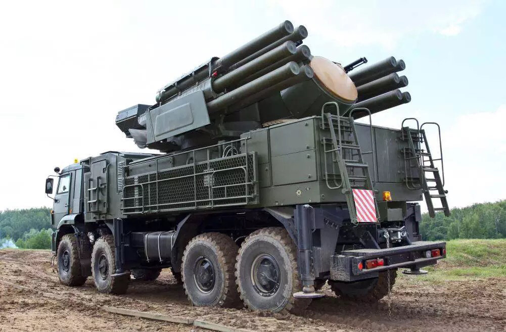 ЗРПК Панцирь-С1 (96К6) - зенитный ракетно-пушечный комплекс