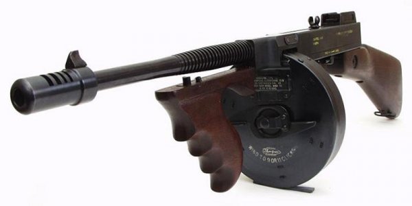 Пистолет-пулемет Томпсона (Томми-ган)