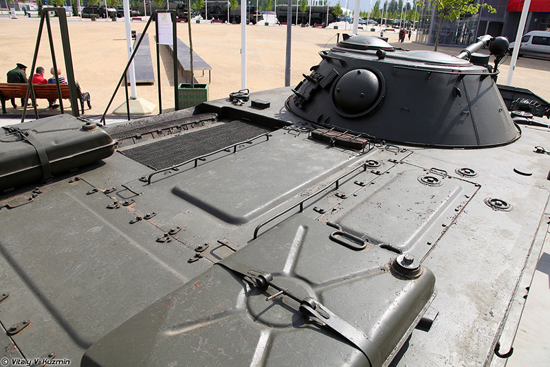 ПТ-76 - плавающий танк