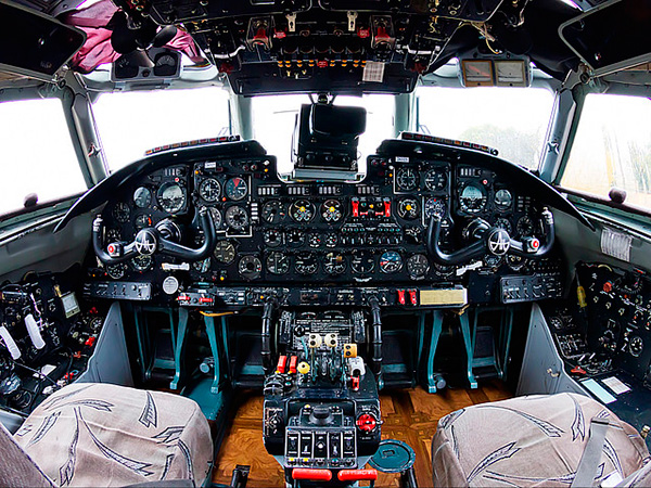 Кабина Ан-26Б 
