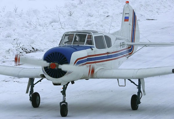 Як-18Т - учебно-тренировочный самолет