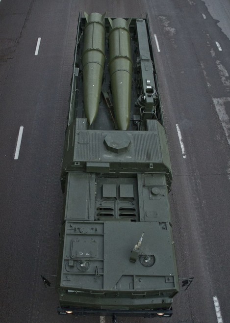 «Искандер» (9К720) - оперативно-тактический ракетный комплекс