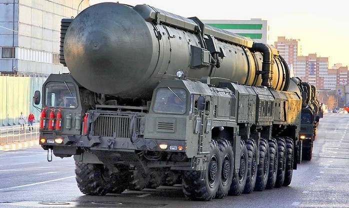 РТ-2ПМ2 'Тополь-М' - российский ракетный комплекс