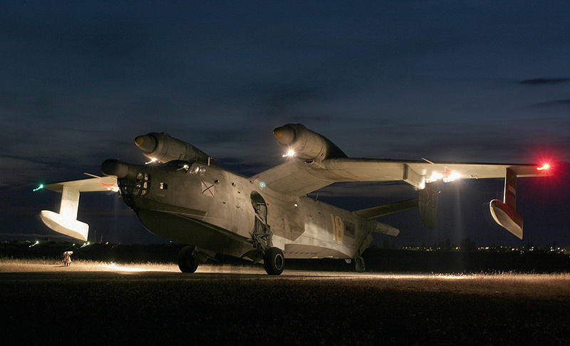 Бе-12 'Чайка' - самолет-амфибия