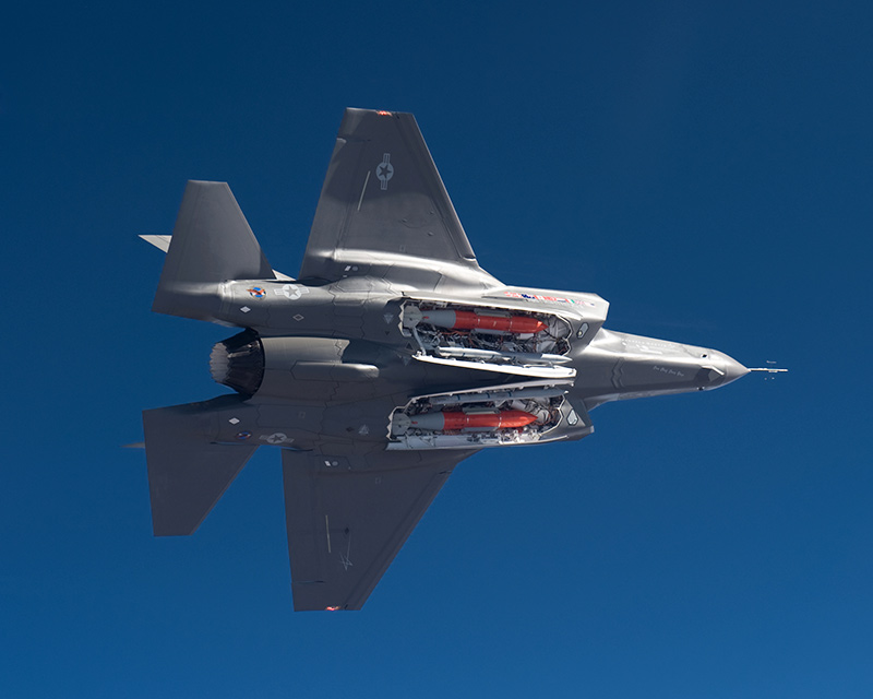 F-35 Lightning II - американский истребитель пятого поколения