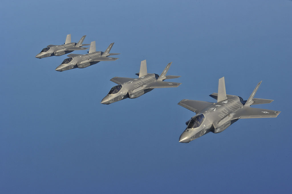 Звено F-35A ВВС США, 15 мая 2013