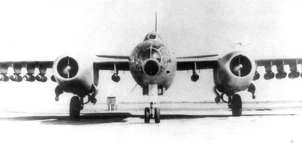 Ил-28 - первый советский реактивный фронтовой бомбардировщик