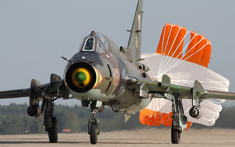 Су-17 - истребитель-бомбардировщик