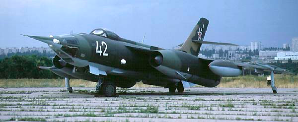 Як-28 - фронтовой бомбардировщик
