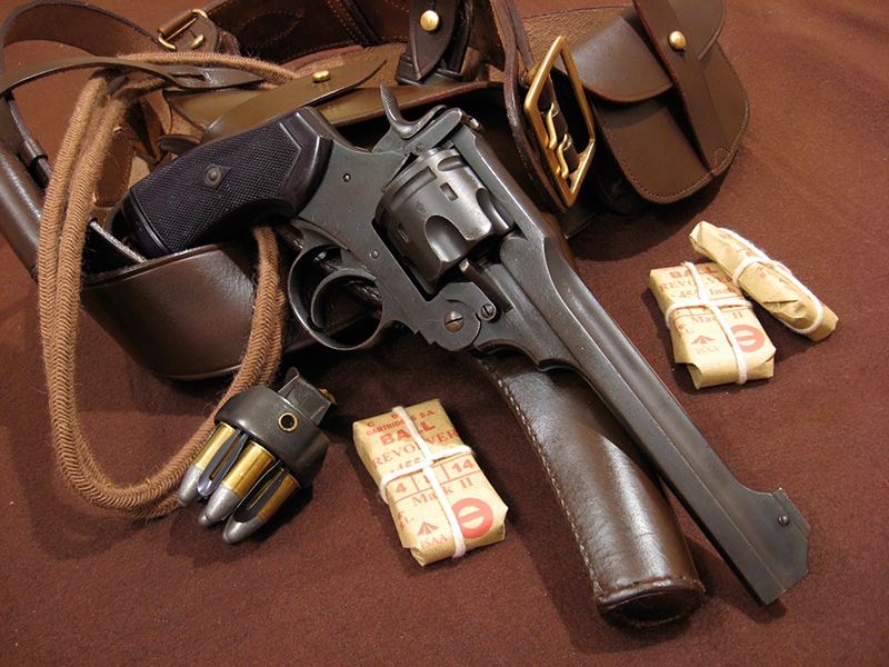 Веблей - английский револьвер