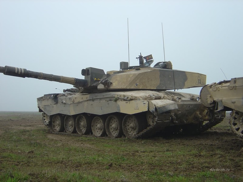 Челленджер-2 - английский танк