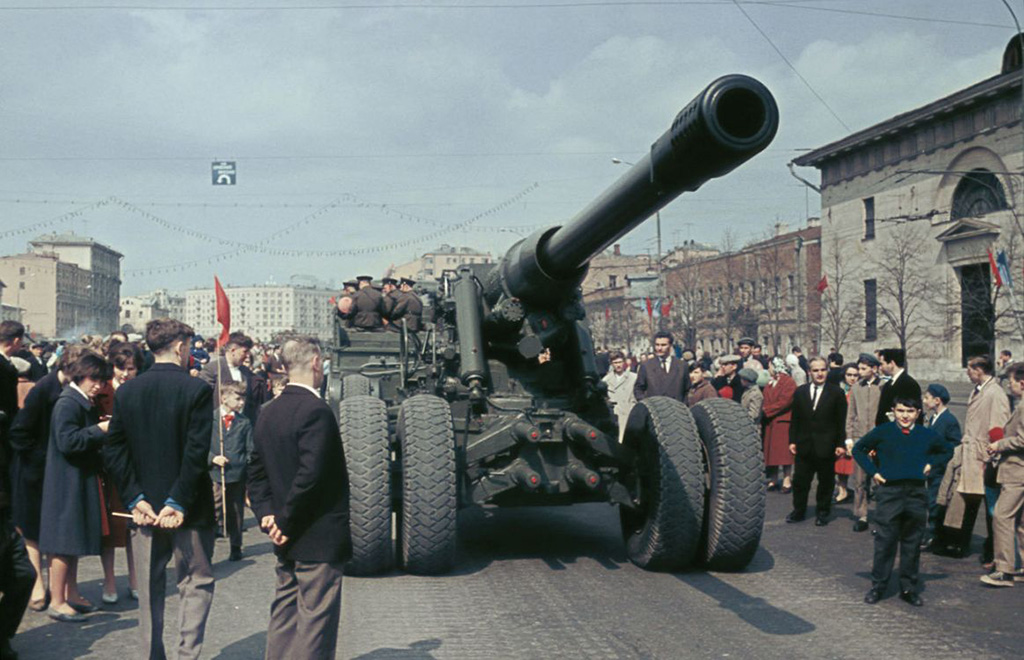 С-23 - советская пушка калибр 180-мм