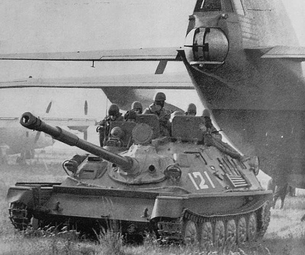 АСУ-85 - авиадесантная САУ
