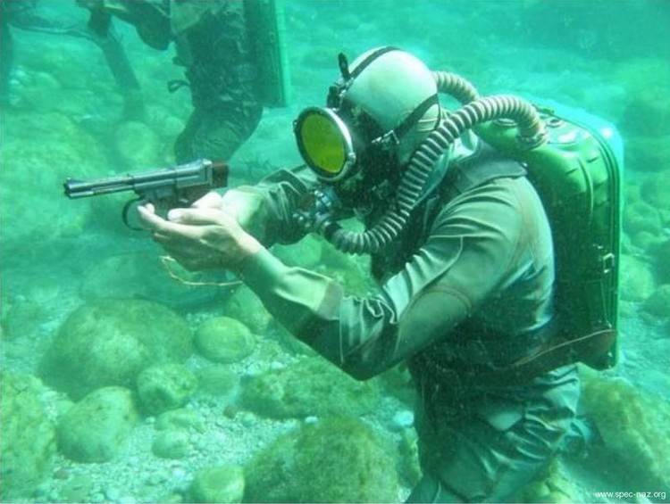 СПП-1М (Специальный Пистолет Подводный) - оружие пловца-аквалангиста