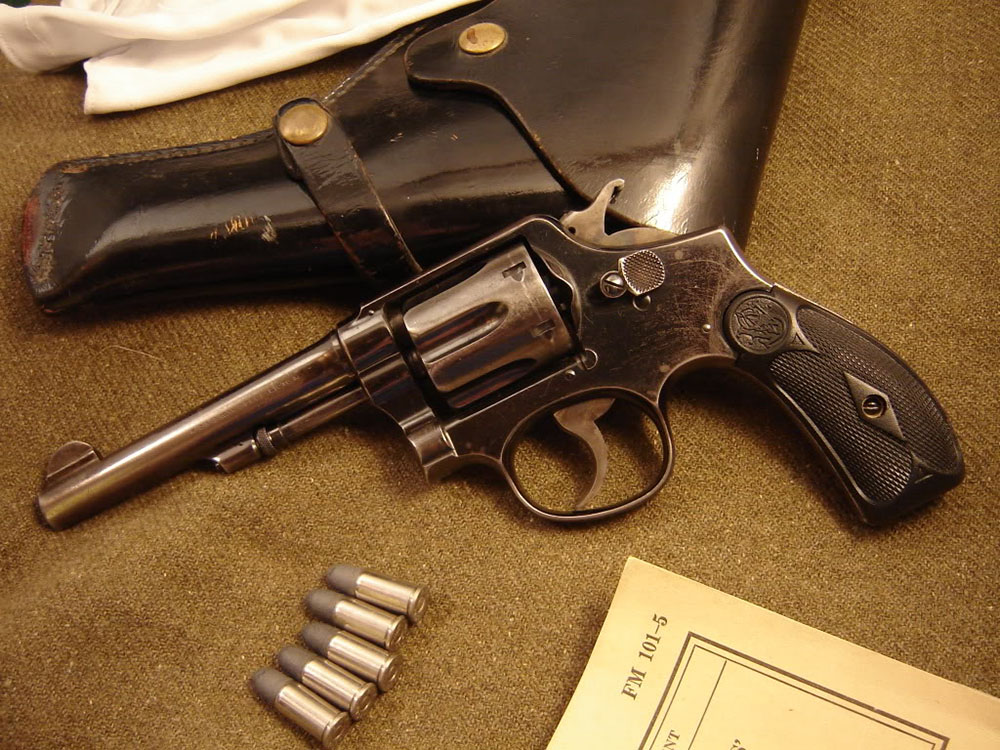 Револьвер Смит-Вессон Модель 10 Милитари энд Полис