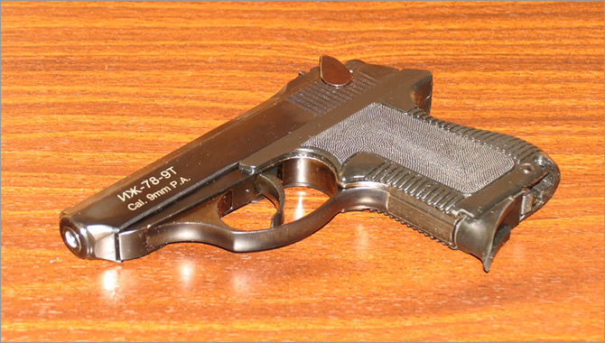 ИЖ-78-9Т 'Кольчуга' - газовый травматический пистолет