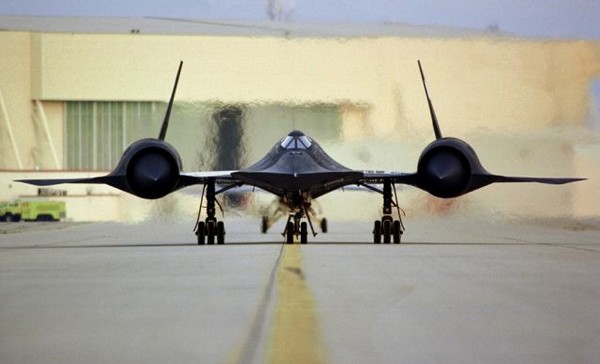 Локхид SR-71A «Блэкбёрд» - стратегический разведчик ВВС США