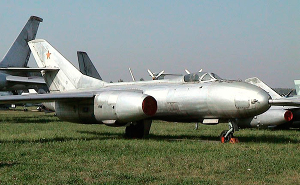Як-25РВ - высотный разведчик