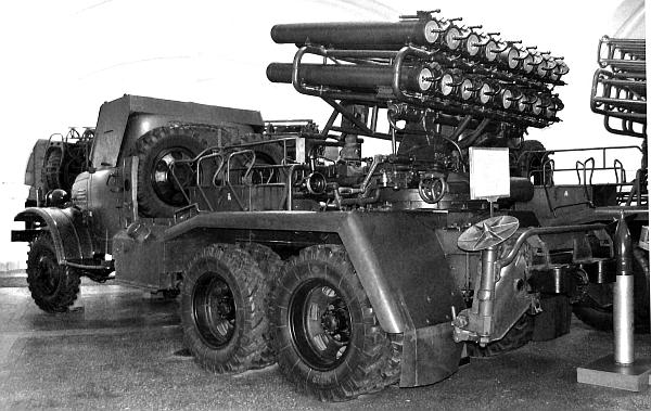 БМ-14-16 - 140-мм реактивная система залпового огня