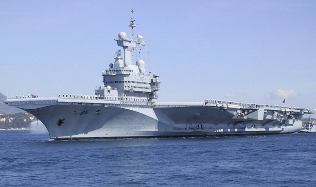 Авианосец «Шарль де Голль» ВМС Франции