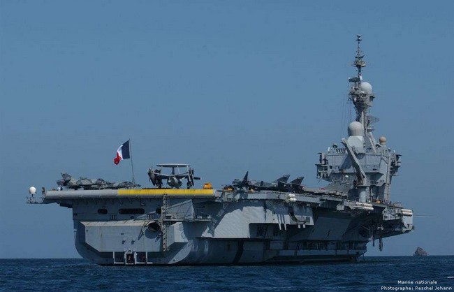 Авианосец «Шарль де Голль» ВМС Франции