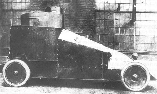 'Мгебров-Рено' - бронеавтомобиль царской армии