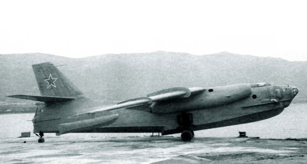 Бе-10 - советский гидросамолёт