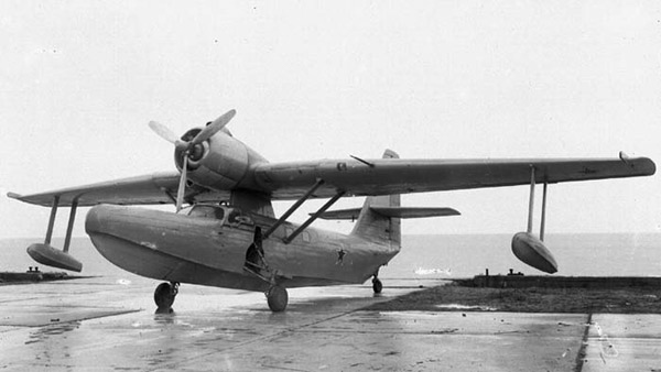Бе-8 - самолёт-амфибия на подводных крыльях