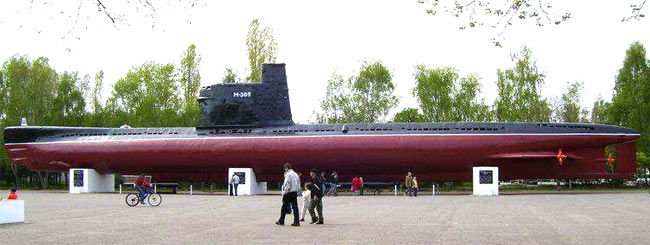 Малая подводная лодка проекта а615
