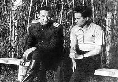 М.Т. Калашников и В.С. Дейкин