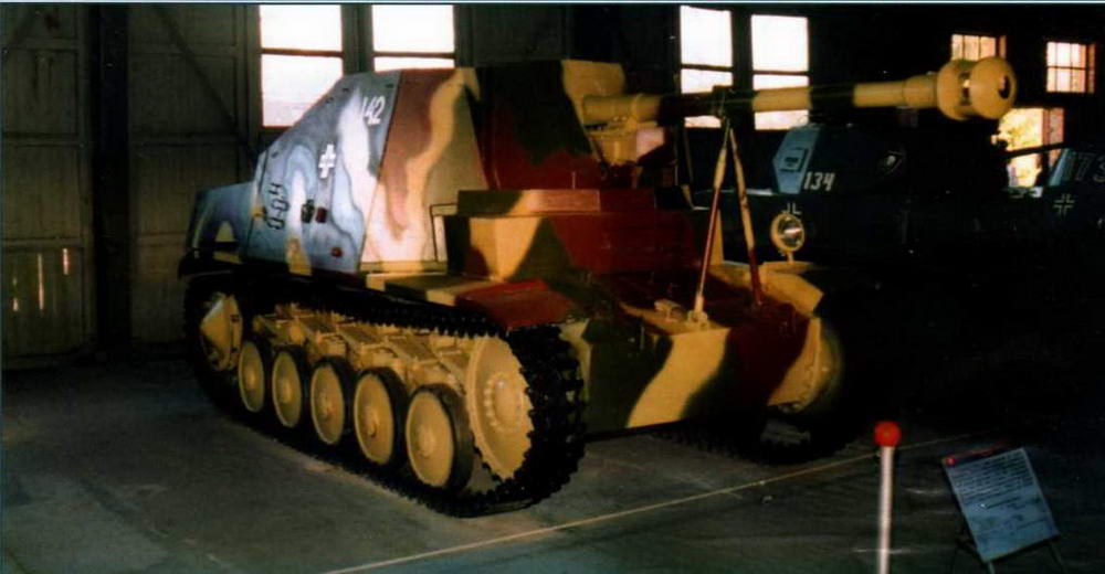 Истребитель танков Sd.Kfz. 131 Marder II в экспозиции Военно-исторического музея бронетанкового вооружения и техники в Кубинке, 2005 г.