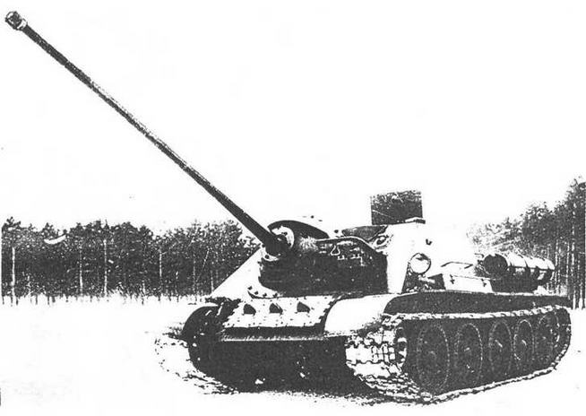 САУ СУ-85 КМ с пушкой большой мощности на испытаниях. Январь 1943 года.