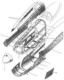 Несущие элементы и панели кожуха двигателя «Аллисон V- 1710» на Р-51А и А-36А.