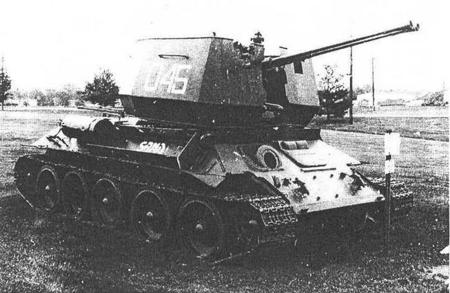 Вьетнамская спаренная 37-мм самоходная зенитная установка на шасси танка Т-34-85 в музее Абердинского полигона в США.