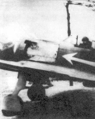 Капитан П.Я. Головачев в кабине Ла-7 с бортовым номером «23», Литва, зима 1944-45 г.г.